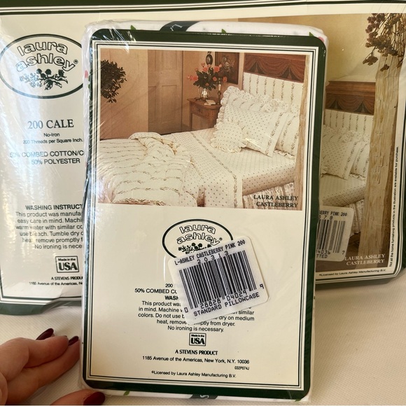 Vintage Laura Ashley Bed Sheets Pillow Cases Castleberry Pink 200 Cale NWT - Picture 8 of 8